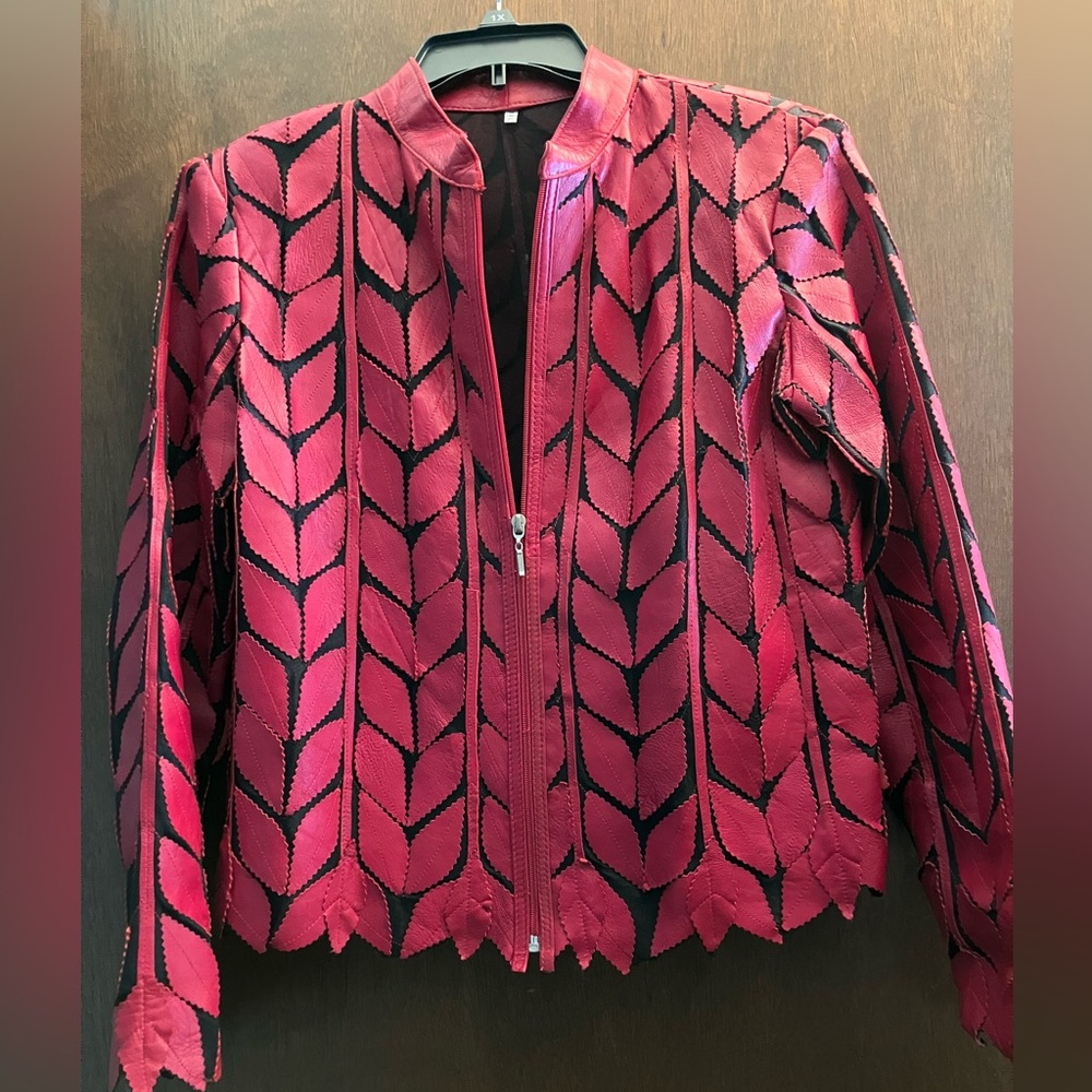 Red Leather Lightweight Jacket Allover Cutout Leaf Design Zip Front EUC